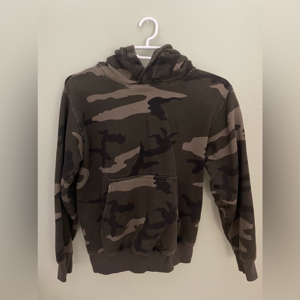 TNA | Aritzia Camouflage Hoodie